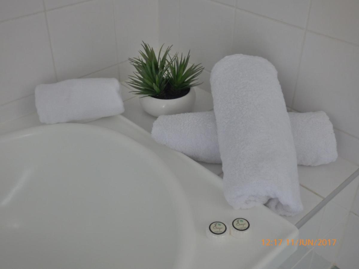 Apartamento Compass Point 8 Isla Hamilton Exterior foto